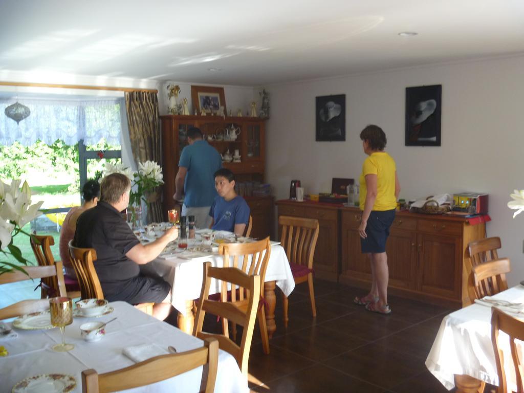 At Parkland Place B&B Whitianga Exterior foto