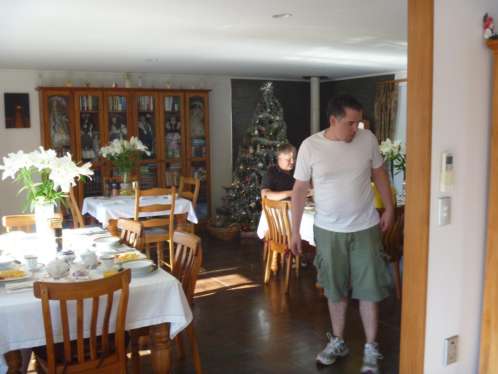 At Parkland Place B&B Whitianga Exterior foto
