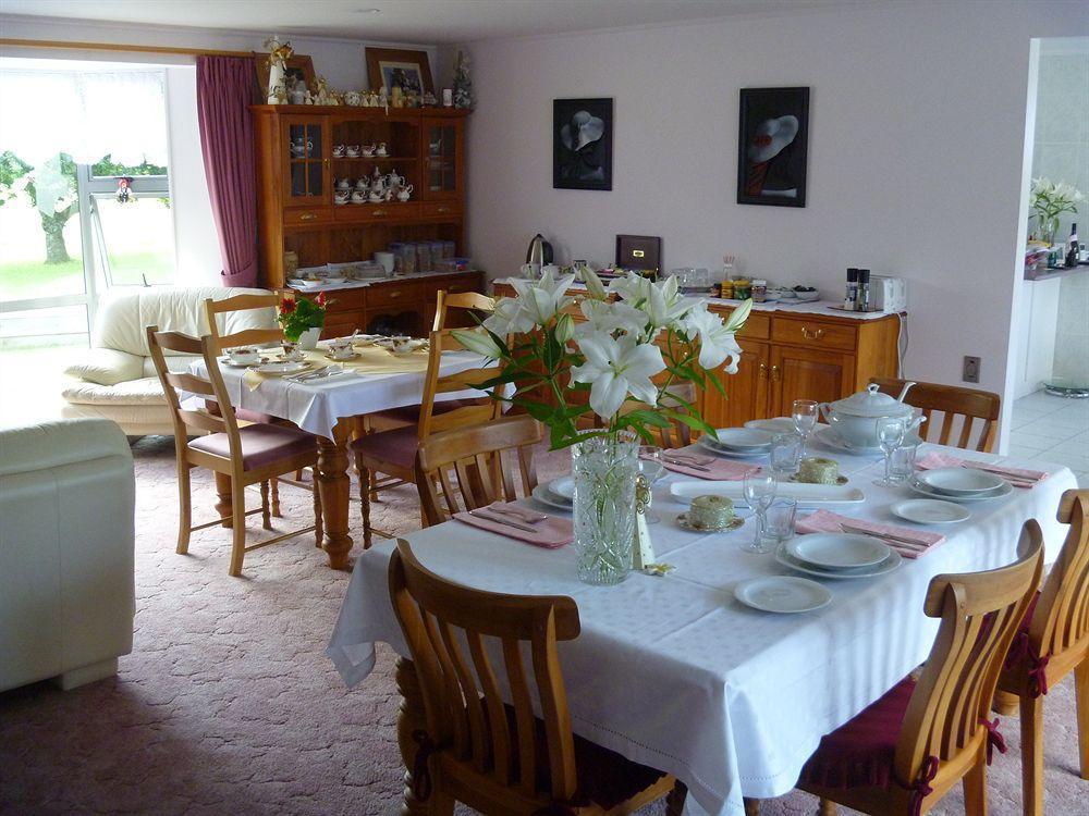 At Parkland Place B&B Whitianga Exterior foto
