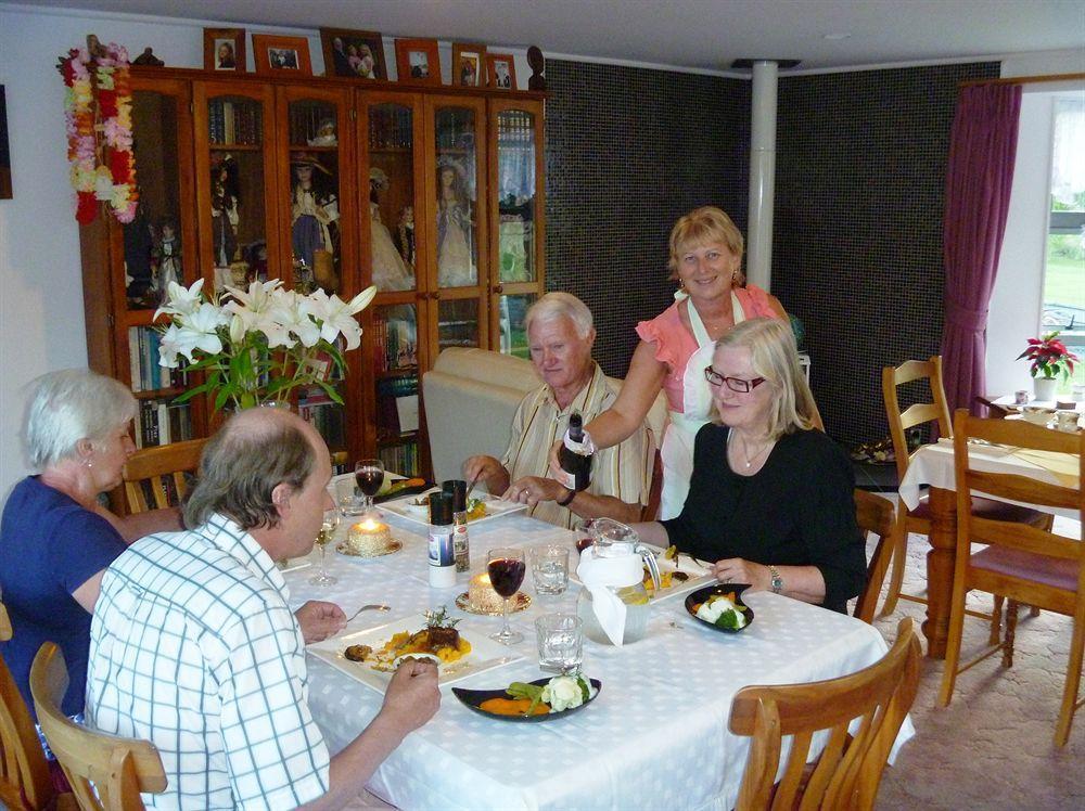 At Parkland Place B&B Whitianga Exterior foto